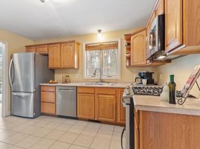 9 Amelia Drive 9, Chelmsford MA 01863