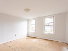 4 E Main St, West Brookfield MA 01585