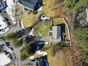 23 Belknap Dr, Andover MA 01810