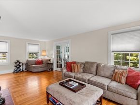 593 Washington St A, Pembroke MA 02359