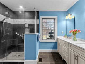 593 Washington St A, Pembroke MA 02359