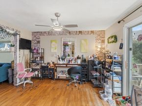 11 Harmony Ln, Framingham MA 01702