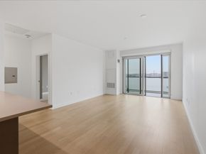 65 Lewis St PH12, Boston MA 02128