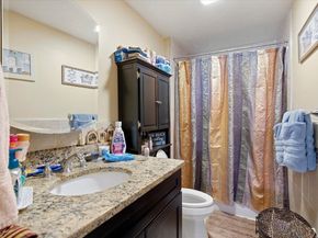 17 Euclid Ave, Worcester MA 01610