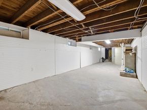 17 Euclid Ave, Worcester MA 01610