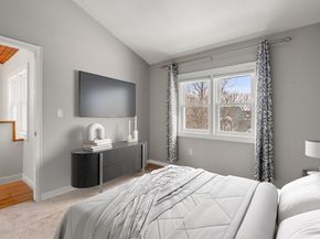 21 Oak Leaf Way 21, Peabody MA 01960