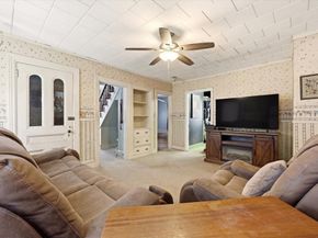 12 Southwick St, Middleboro MA 02346