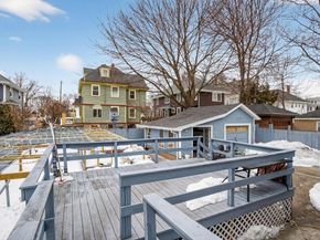 10 W Elm Ave, Quincy MA 02170