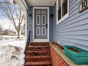 10 W Elm Ave, Quincy MA 02170