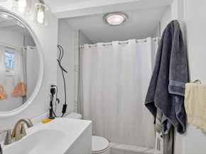 10 W Elm Ave, Quincy MA 02170