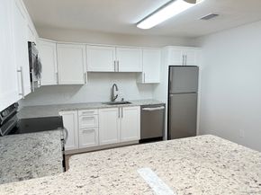 1004 Paradise Rd 1K, Swampscott MA 01907