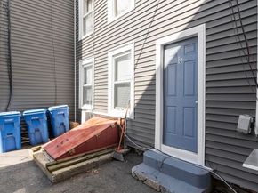 7-11 Gibbs Ct, Waltham MA 02452