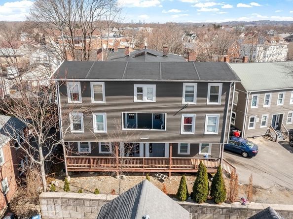 7-11 Gibbs Ct, Waltham MA 02452