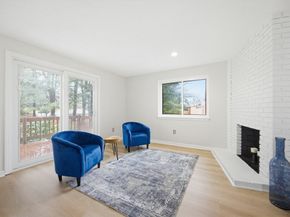 20 Country Club Ln D, Milford MA 01757
