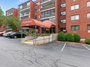 180 Green St 101, Melrose MA 02176
