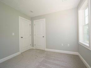 27 Valley Road, Holbrook MA 02343