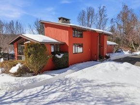 1023 North Woodstock Rd, Southbridge MA 01550