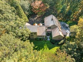 24 Trailside, Weston MA 02493