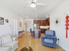 2 Francis Dr 405, Andover MA 01810