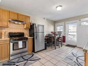 31 Weston St 2, Waltham MA 02453