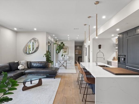 46 Belgrade Ave 2, Boston MA 02131