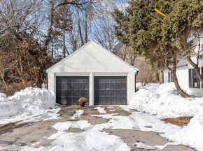 401 Belknap Rd, Framingham MA 01701