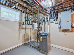 37 Pelton St, Boston MA 02132