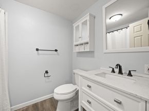 221 Oak St 415, Brockton MA 02301