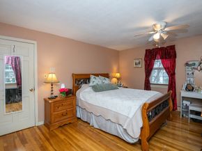 32 Doncaster Circle, Lynnfield MA 01940