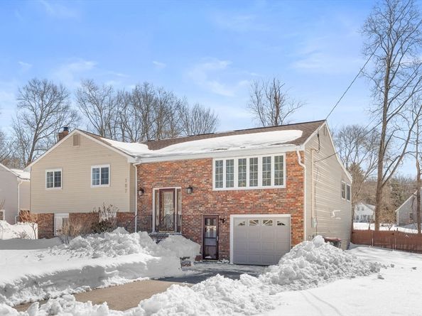 197 Candy Ln, Brockton MA 02301