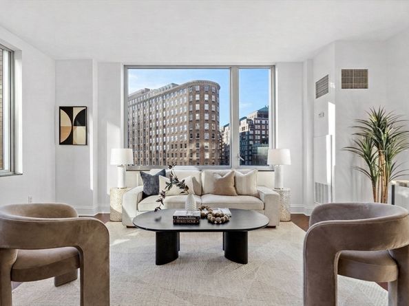1 Charles St S 6A, Boston MA 02116