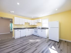 7 Pearl St, Waltham MA 02453