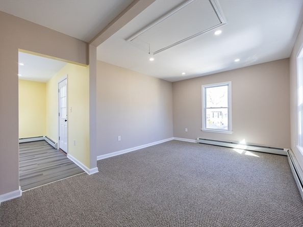 7 Pearl St, Waltham MA 02453