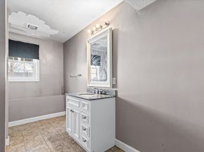 51 Oscar Ave, Brockton MA 02302