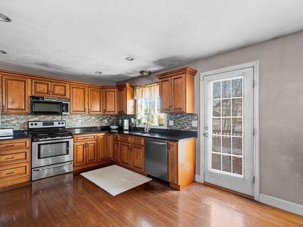 51 Oscar Ave, Brockton MA 02302