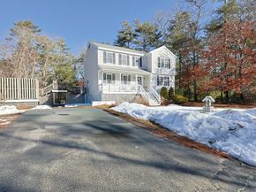 4 Mather Dr, Wareham MA 02571