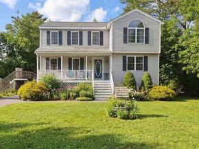 4 Mather Dr, Wareham MA 02571