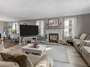 4 Mather Dr, Wareham MA 02571