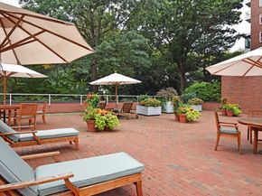 975 Memorial Drive 211, Cambridge MA 02138