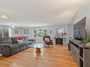 12 Ledgewood Way 8, Peabody MA 01960