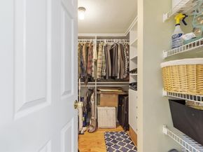 12 Ledgewood Way 8, Peabody MA 01960