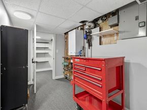 24 Mague Ave 24, Newton MA 02465