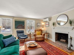 103 Oak St, Reading MA 01867