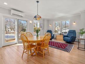 103 Oak St, Reading MA 01867