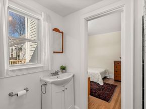 103 Oak St, Reading MA 01867