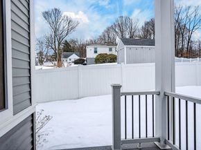 17 Trailside Terrace 17, Marlborough MA 01752