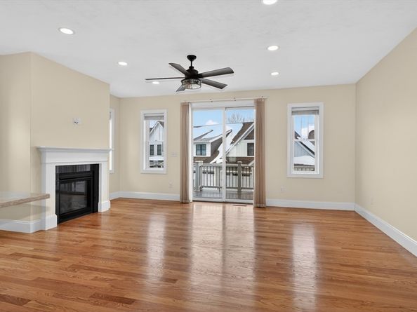 17 Trailside Terrace 17, Marlborough MA 01752