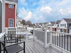 17 Trailside Terrace 17, Marlborough MA 01752