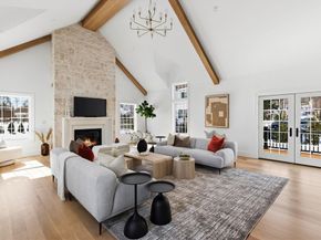 40 Foxcroft Rd, Winchester MA 01890