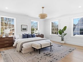 40 Foxcroft Rd, Winchester MA 01890